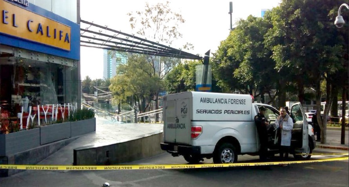 Agresores de cadenero en taquería de las Lomas huyeron al Estado de México