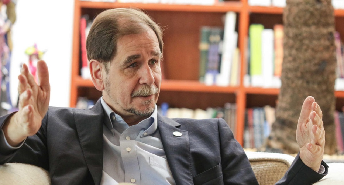 Agustín Basave renuncia al PRD Agustín Basave renuncia al PRD