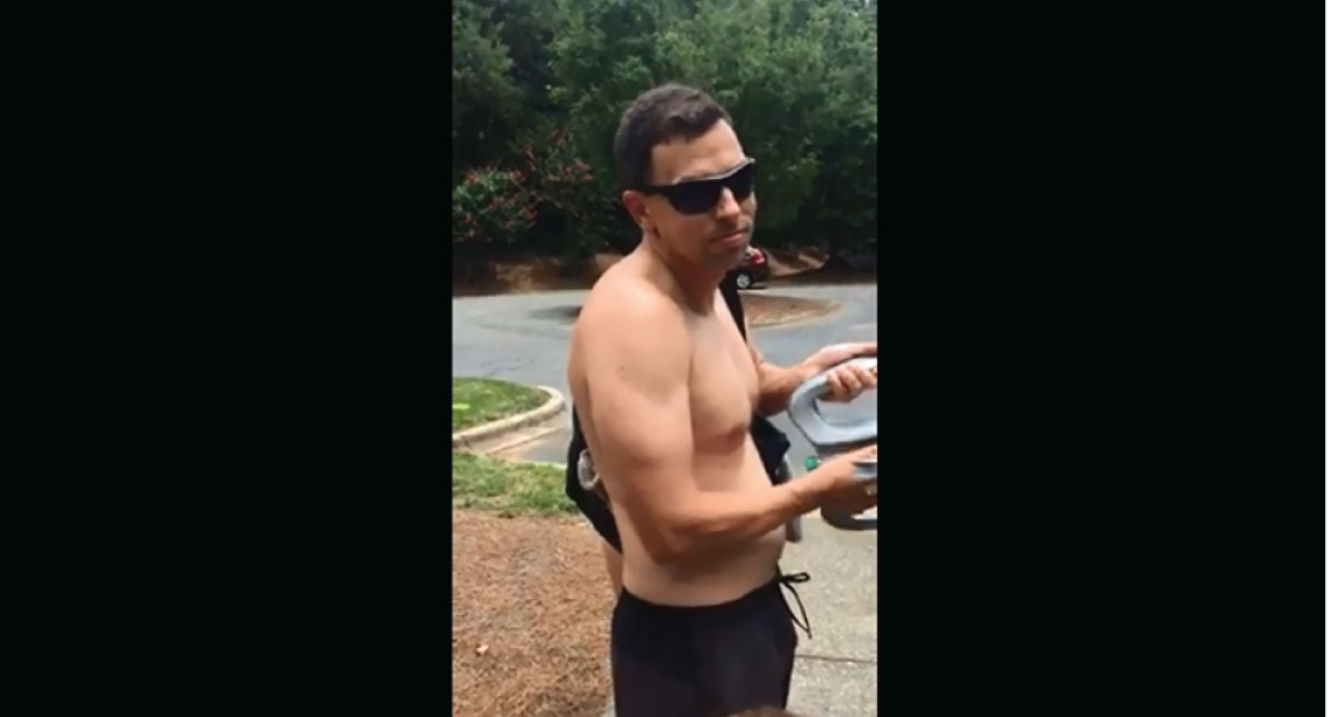 Incidente racial le cuesta trabajo a empleado de alberca