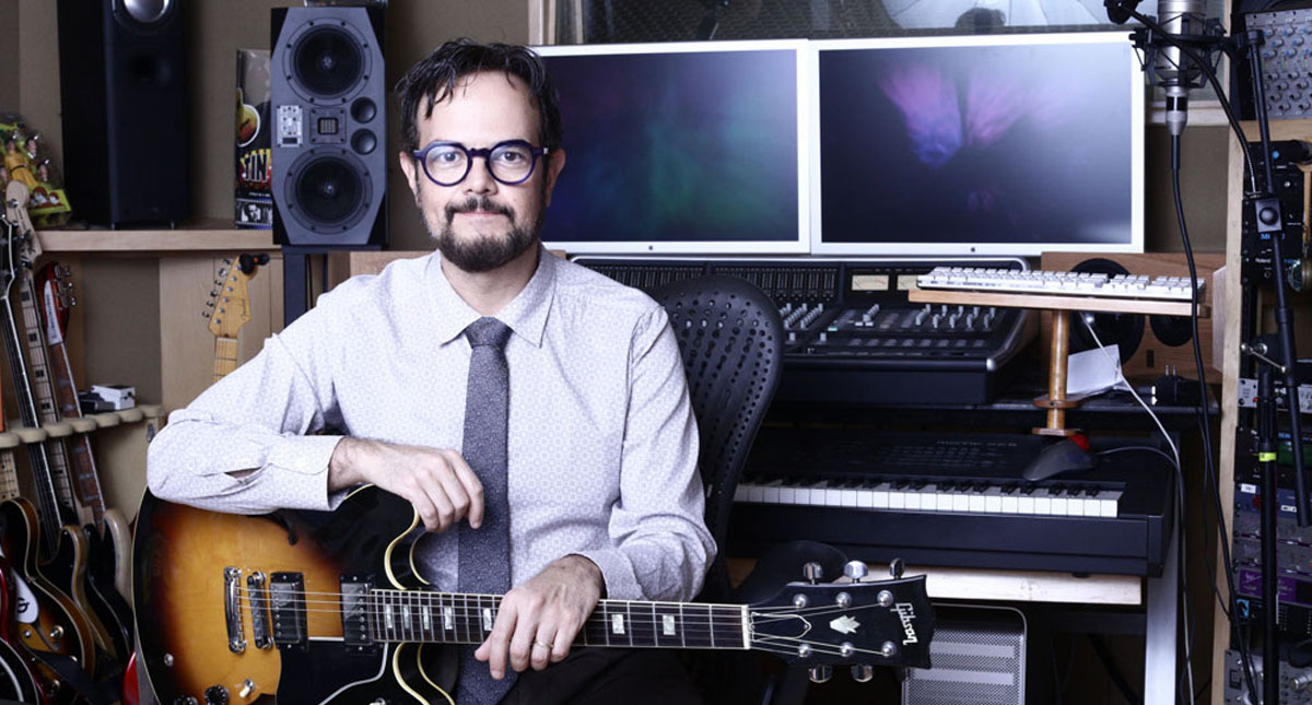 La música y el arte necesitan desafiarnos como artistas y retar al público: Aleks Syntek