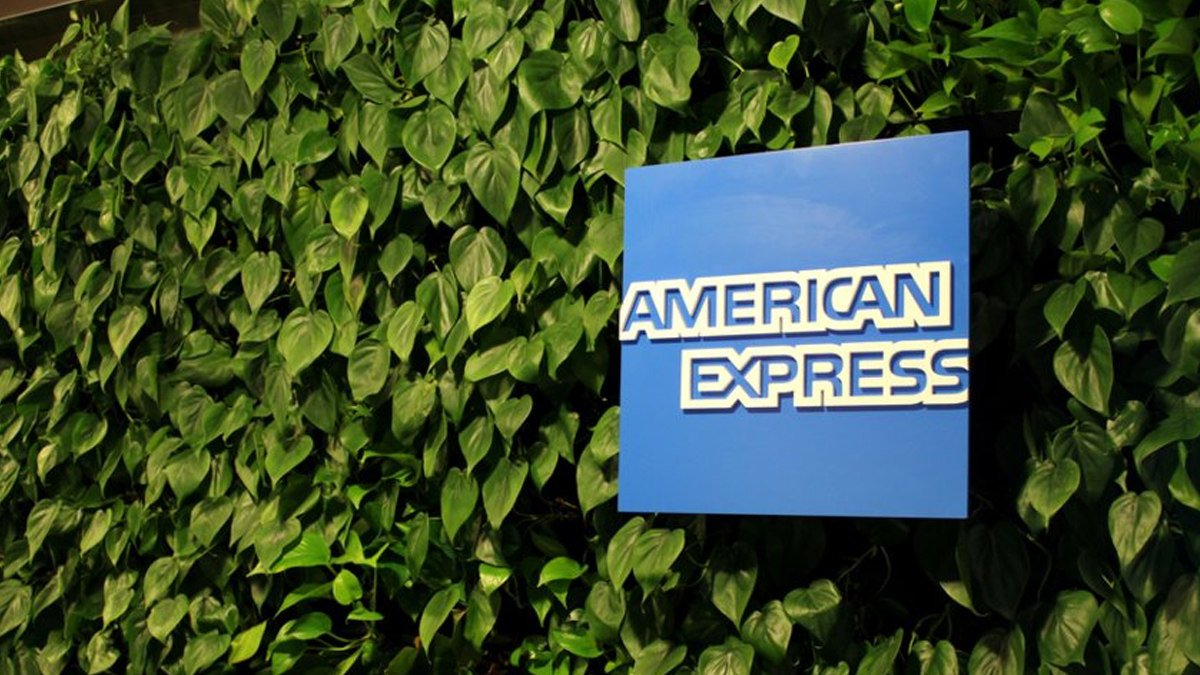 American Express habría cobrado más a sus clientes sin notificarlos