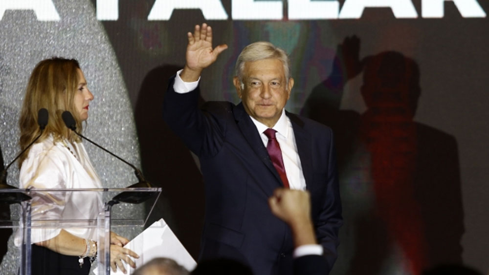 “Vamos a acabar con la corrupción y la impunidad”: AMLO
