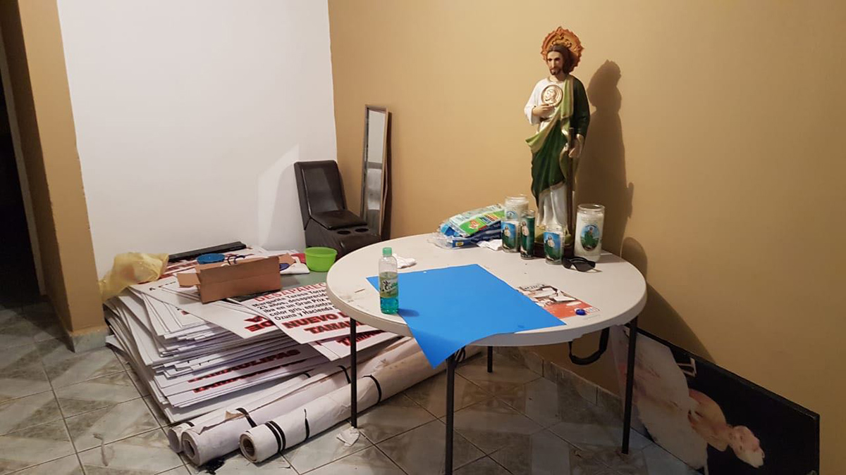 Encuentran arsenal y pancartas contra la Marina en Nuevo Laredo