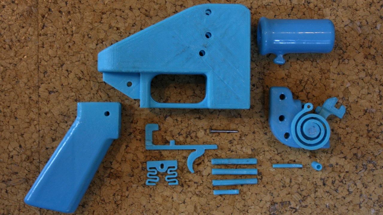 Juez bloquea distribución de planos para fabricar armas en impresoras 3D - armasint1