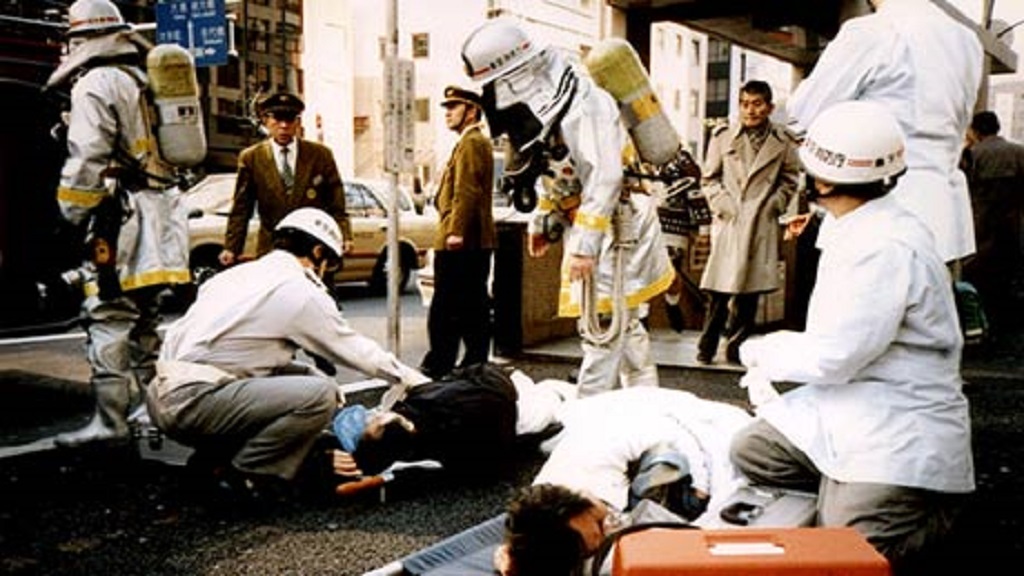 Japón ejecuta a ex miembros de secta por atentado en Metro de Tokio