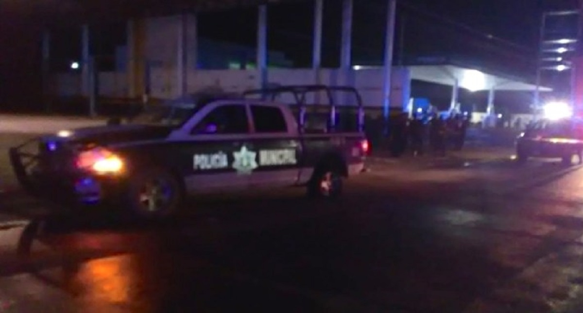 Atentado contra policías deja un comandante muerto en Acapulco Atentado contra policías deja un comandante muerto en Acapulco