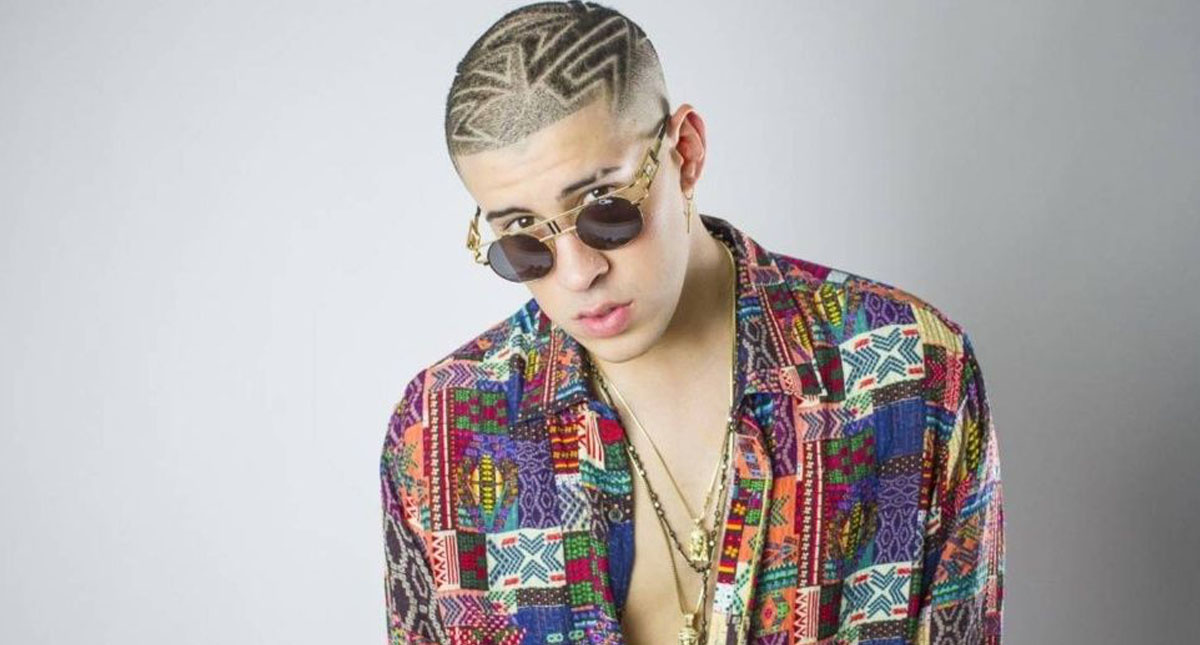 Estética se niega a hacer manicure a Bad Bunny