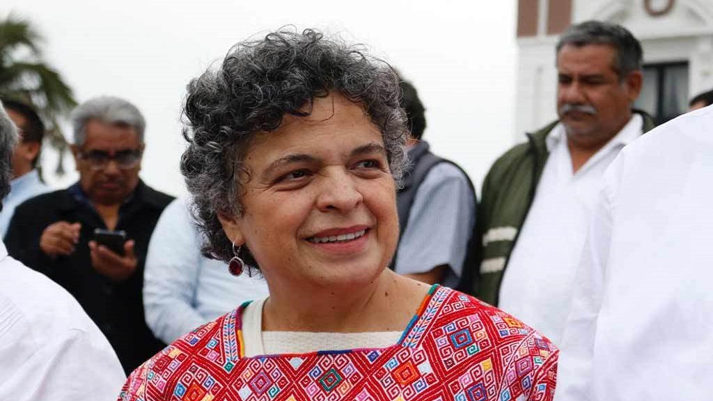 Aplaude Beatriz Paredes que enojo social se canalizara en la democracia