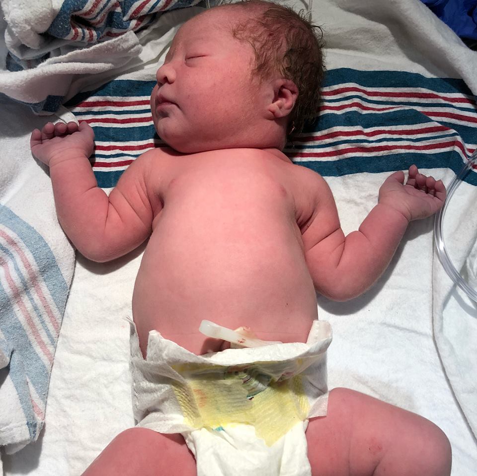 Mujer da a luz en baño de restaurante de Texas - bebe-nacimiento-texas-bano-3