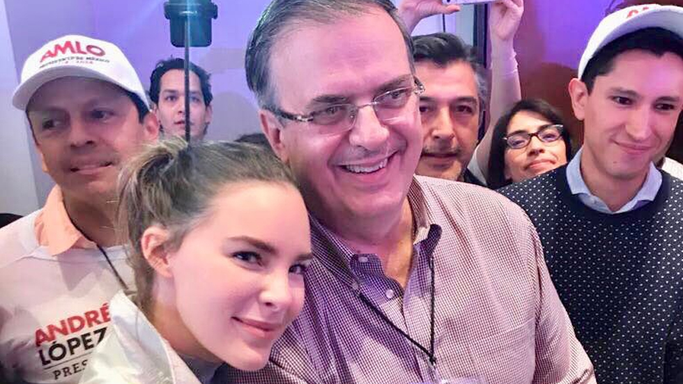 Belinda “destapa” a Marcelo Ebrard como Canciller