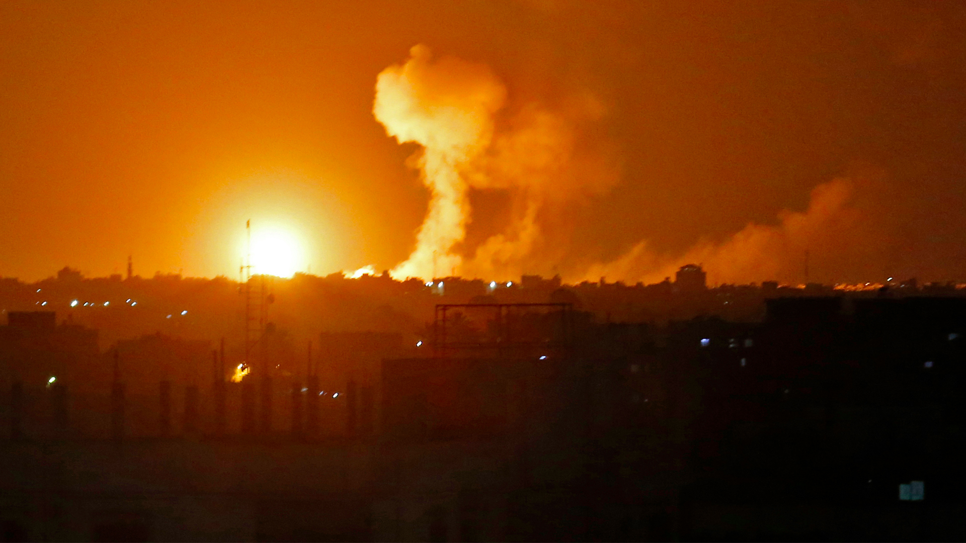 ONU llama a evitar guerra tras bombardeos de Israel en Gaza - bombardeos-gaza-israel-3