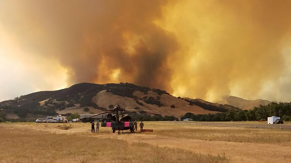 Suman 15 mil evacuados en California por incendios Suman 15 mil evacuados en California por incendios