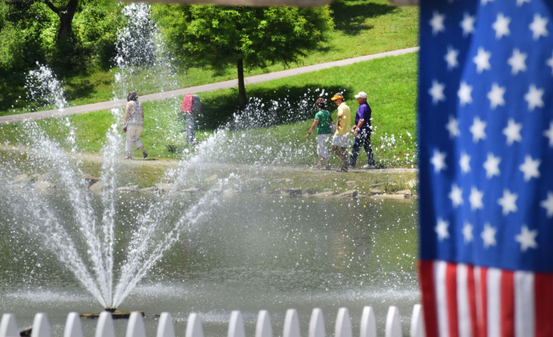 Autoridades recomiendan celebrar el 4 de julio dentro de sus casas - calorinterior1