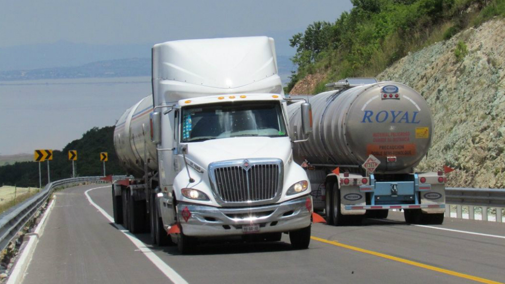 Urge Canacar a AMLO poner alto a robo de transporte de carga