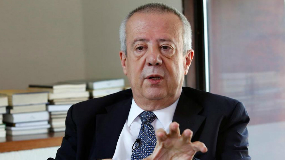 Con AMLO, precio de la gasolina igual que ahora: Urzúa