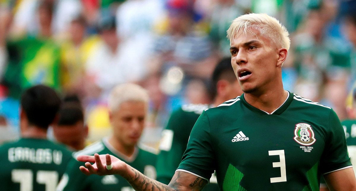 Carlos Salcedo reclama maleta perdida a aerolíneas que usan su imagen