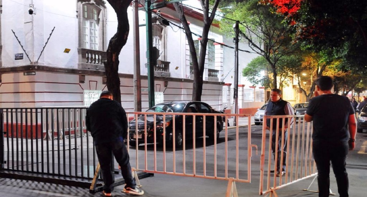 Refuerzan seguridad en la Roma por reunión AMLO-Pompeo Refuerzan seguridad en la Roma por reunión AMLO-Pompeo