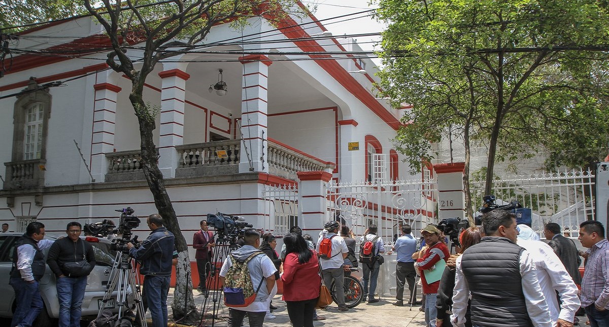 AMLO se reúne con candidatos ganadores de Morena - casa-de-transicion-amlo