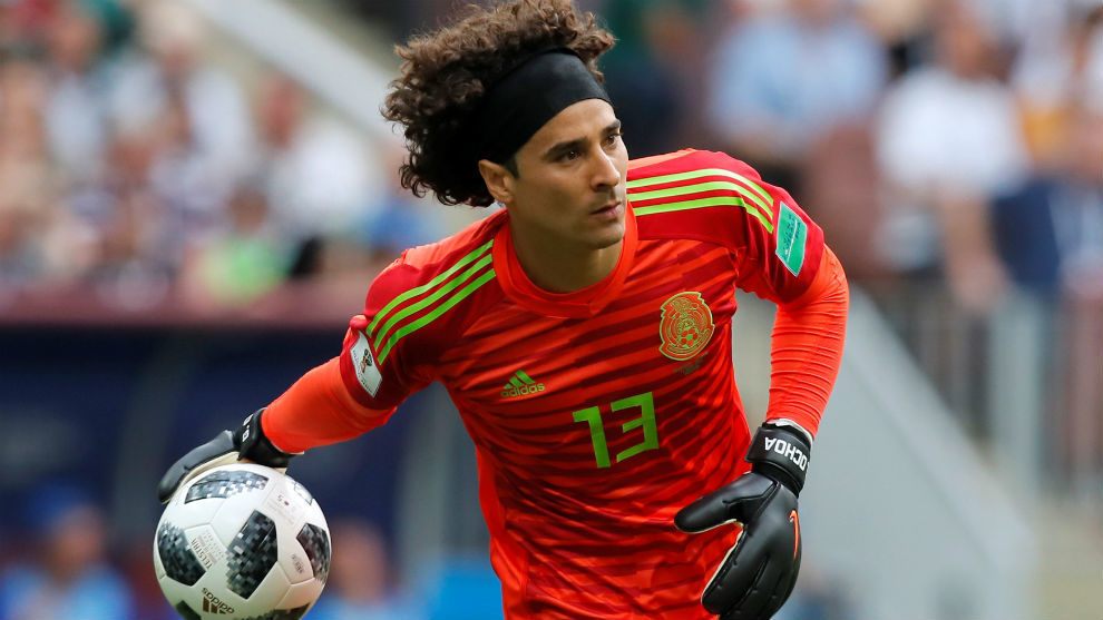 PGJ inicia carpeta de investigación por robo a casa de Memo Ochoa - casaochoaint