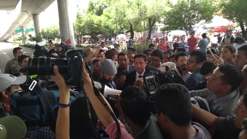 Bloqueo en Tlalpan por falta de boletas en casillas especiales - casillas-especiales-manifestacion-tlalpan-3