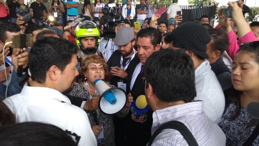 Bloqueo en Tlalpan por falta de boletas en casillas especiales