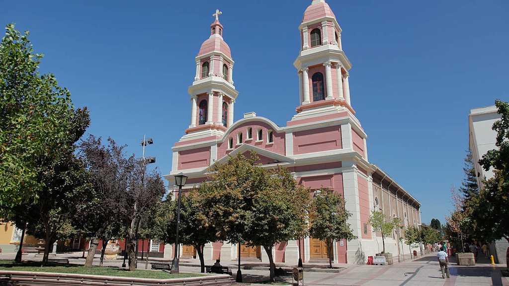 Vaticano cesa a diácono chileno por acusaciones de abuso a menores - catedral-de-rancagua