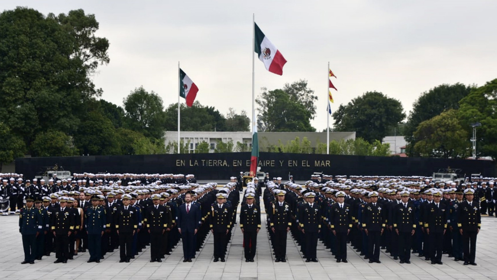 Se gradúan 442 alumnos navales