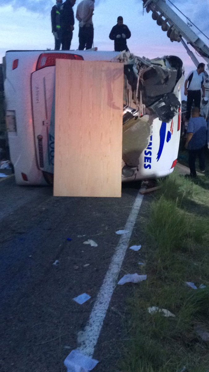 Choque entre tráiler y autobús en Durango deja al menos 11 muertos - choque-autobus-durango-muertos