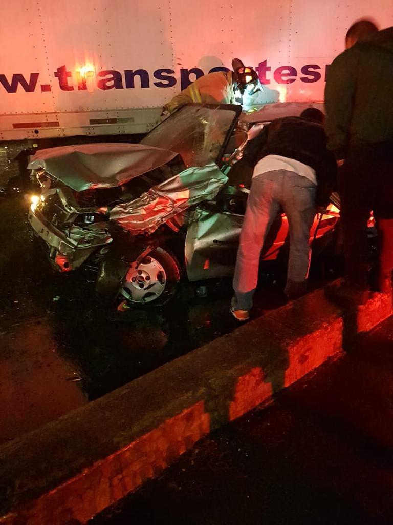 Persecución de tráiler deja al menos 10 heridos en Circuito interior - choque-trailer-circuito-interior2