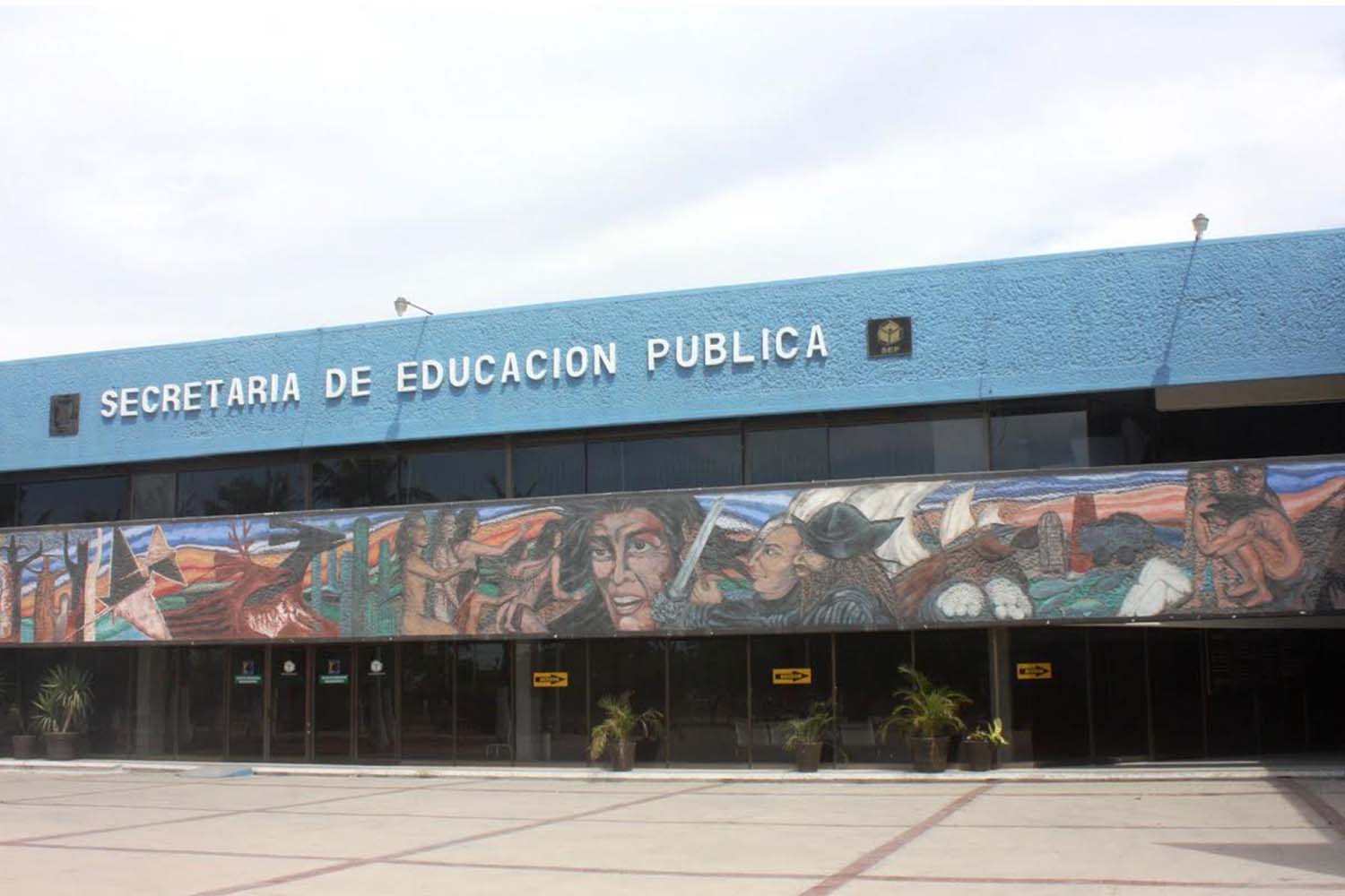 SEP se defenderá de gobiernos que pacten contra reforma educativa - cnteint1