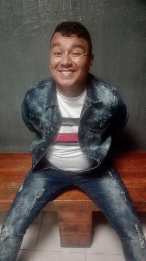 Detienen a colombiano por comprar con tarjeta clonada - colombiano-tarjetas-clonadas