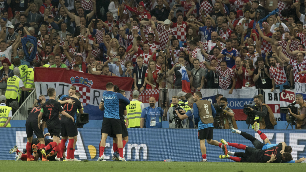 FIFA multa a Croacia y Suecia por calcetas