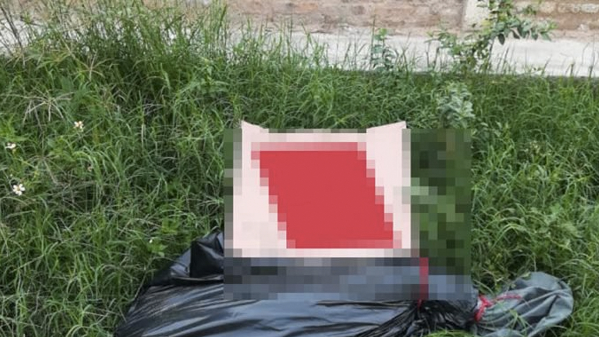 Encuentran restos de hombre decapitado en dos lugares distintos de Tonalá