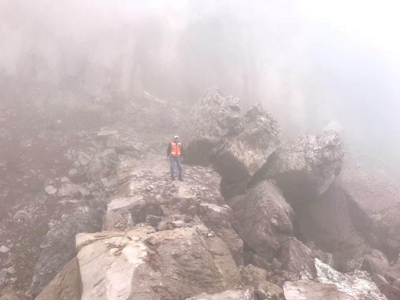 Derrumbe rocoso bloquea la carretera Mazatlán-Durango - derrumbe-durango-mazatlan