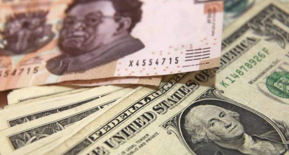 Dólar cierra en hasta 20.70 pesos en ventanillas Dólar cierra en hasta 20.70 pesos en ventanillas