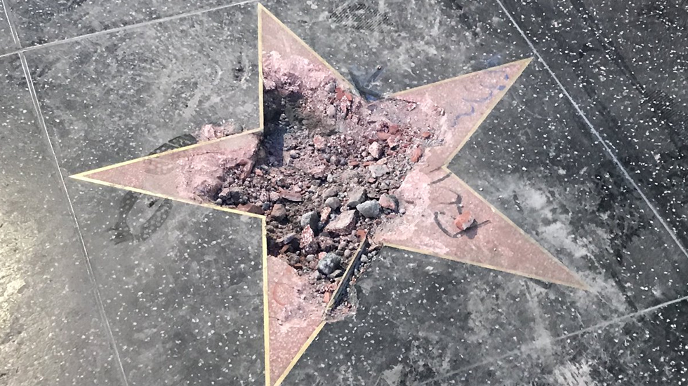 Destructor de estrella de Trump pide retiro definitivo del emblema - donald-trump-estrella-hollywood-2