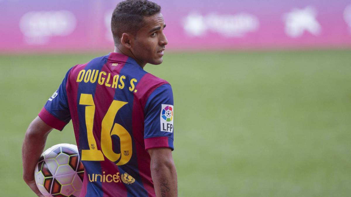 Barcelona cede a Douglas al Sivasspor turco - douglasint