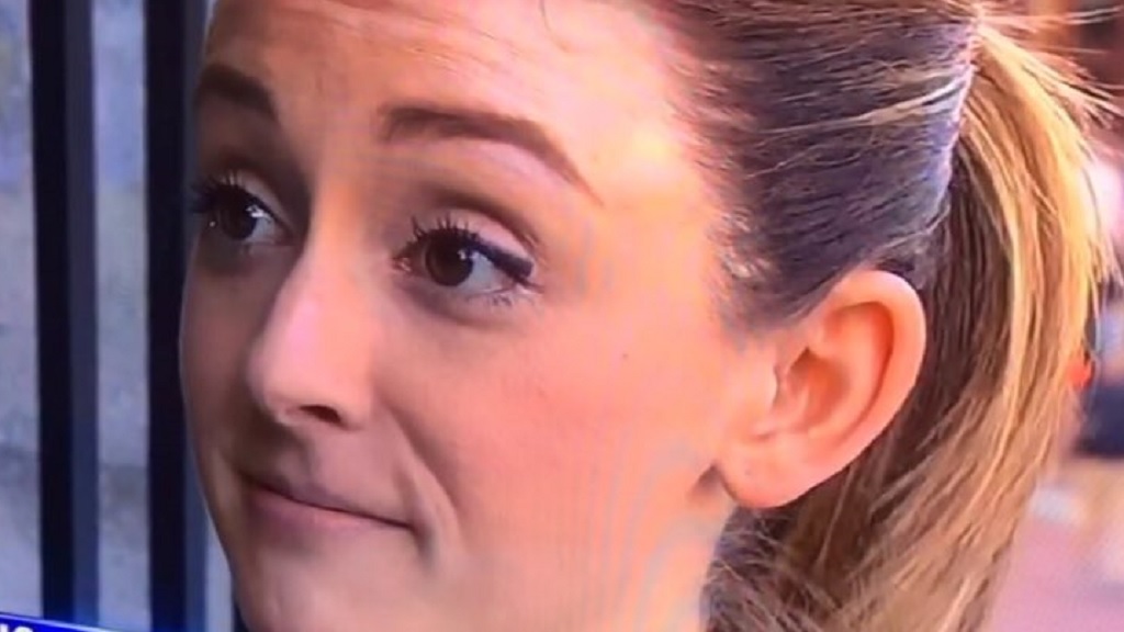 Le depositan un millón de dólares por error y los devuelve