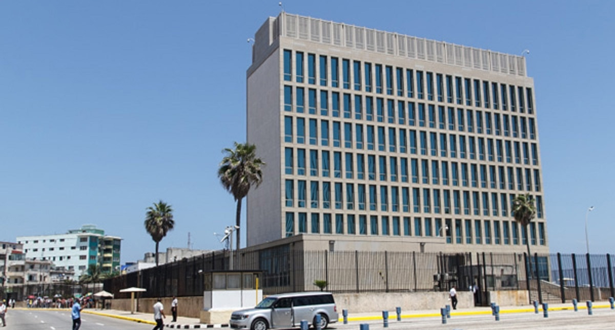Embajada de EE.UU. en Cuba restringirá visados hasta que sea “segura”