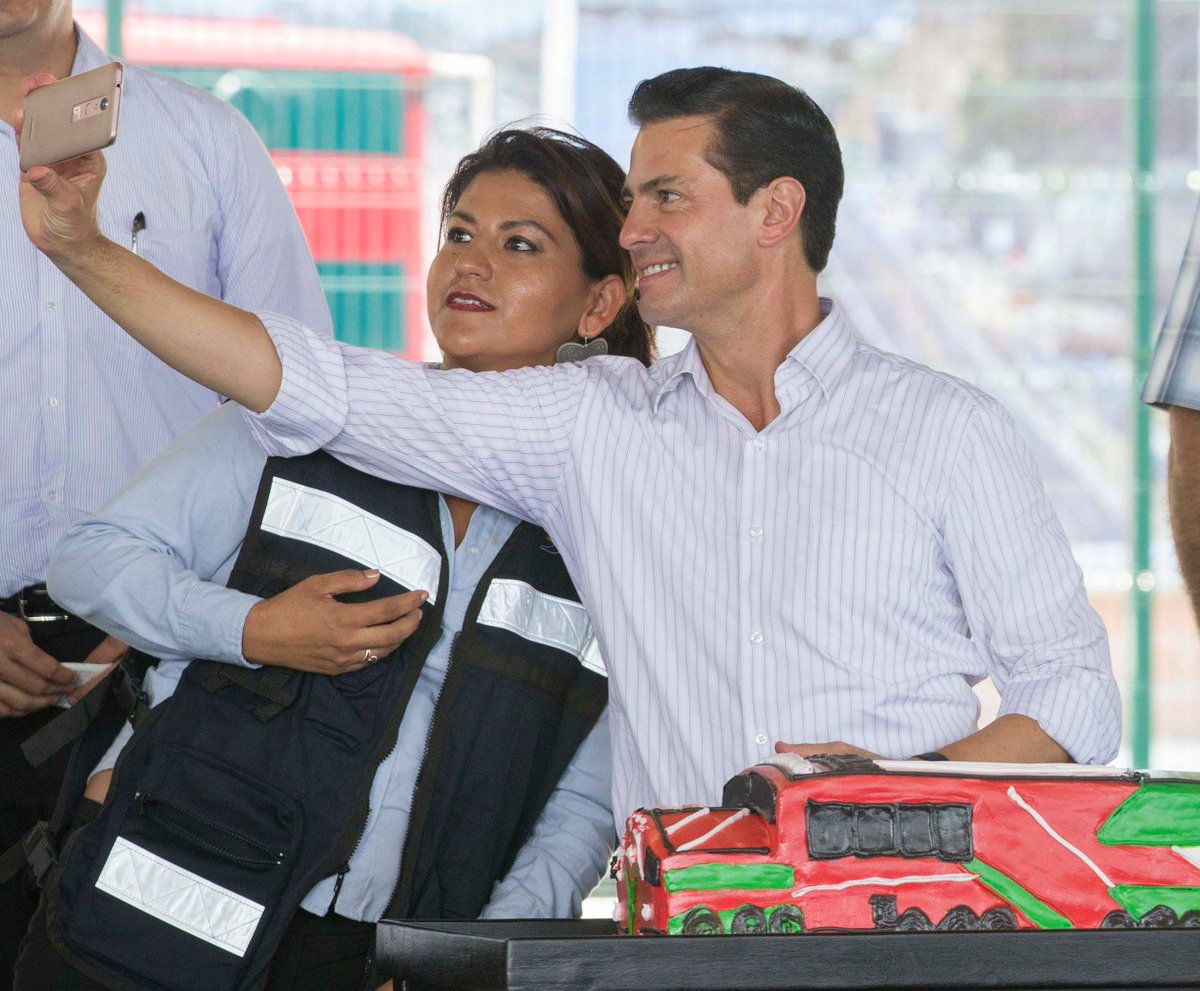 AMLO felicita a Enrique Peña Nieto por su cumpleaños - enrique-pena-nieto-colima-epn-2