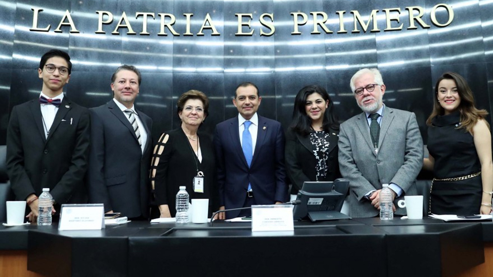 Comisión Permanente aprueba transición ordenada de AMLO