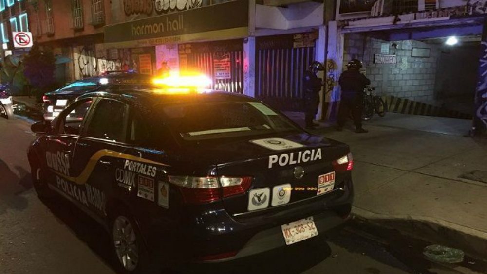 Comando roba seis vehículos a clientes del California Dancing Club