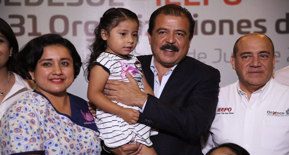 Por primera vez el Coneval registra disminución de la pobreza