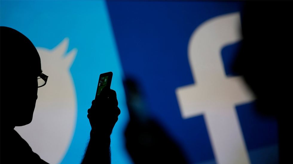 Facebook y Twitter comparecerán por presunta filtración de datos