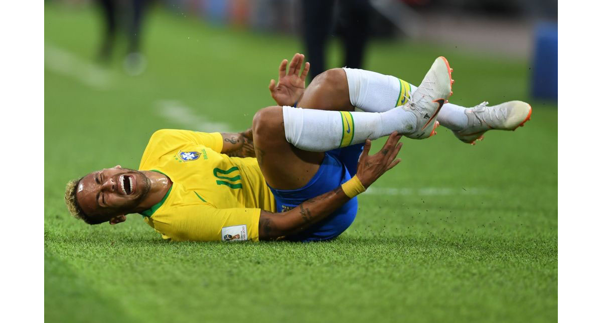 Neymar es el jugador que más faltas recibe en Rusia 2018