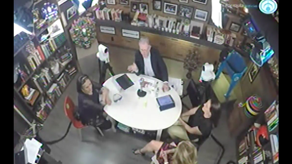 Triana presenta ‘España Bordada en la Memoria y en el Corazón’