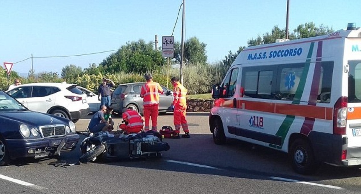 #Video George Clooney sufre accidente vial en Italia - george-clooney-se-estrella-contra-auto-en-italia