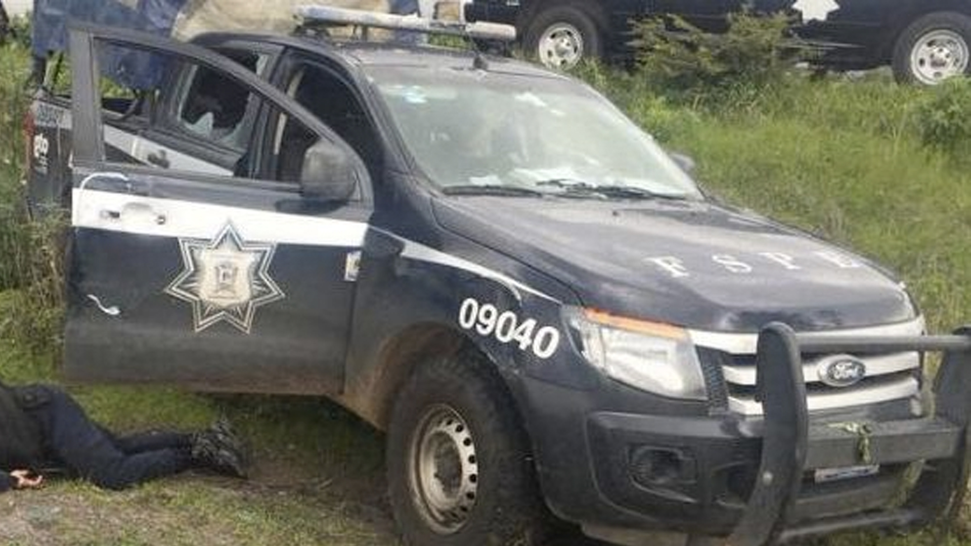 Enfrentamiento deja tres policías y dos civiles muertos en Guanajuato