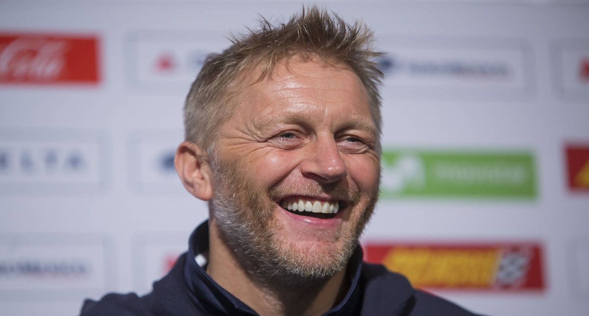 Renuncia director técnico de la Selección de Islandia