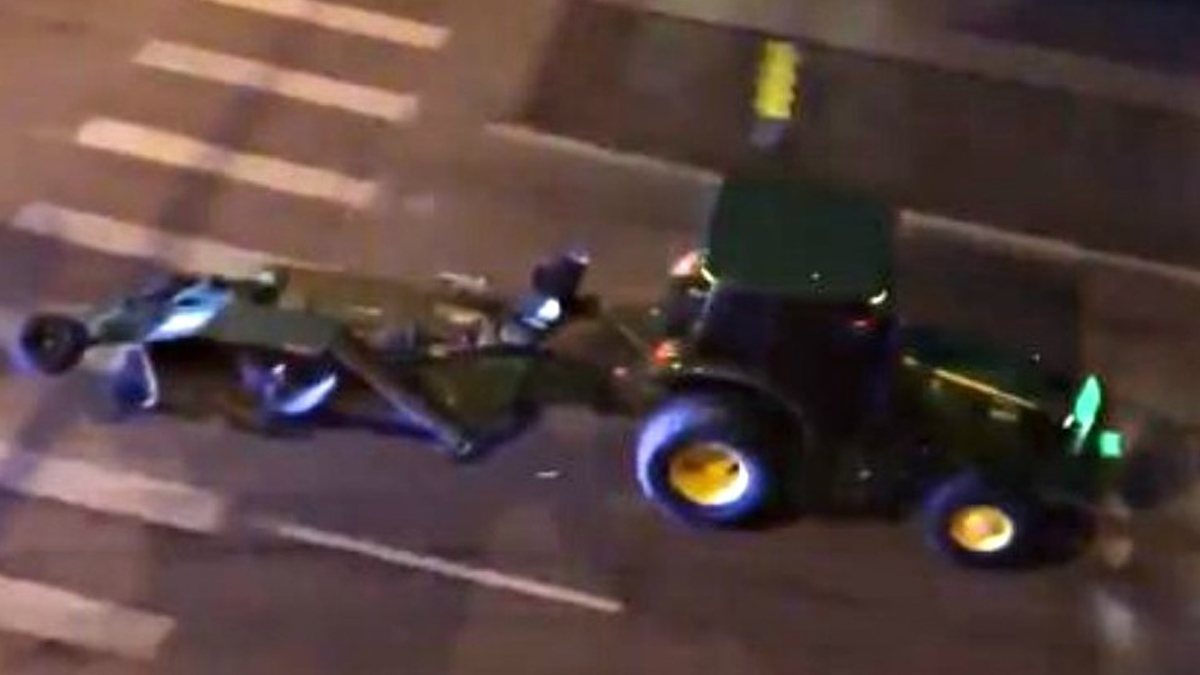 Detienen a hombre por robo de tractor y morder a perro policía